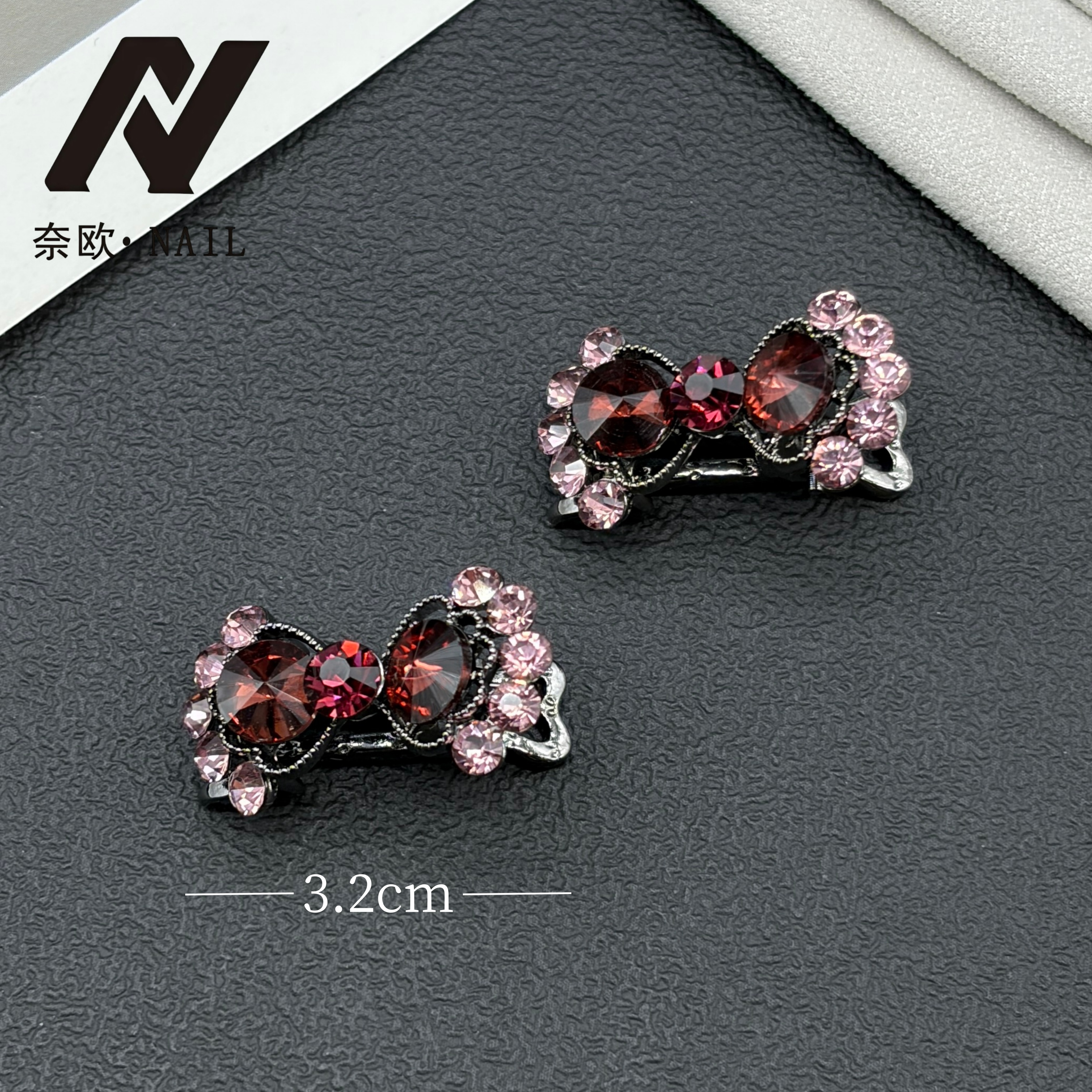 【NAIL·奈欧】设计师系列6581新年红色乌梅子酱螃蟹夹刘海夹鸭嘴夹