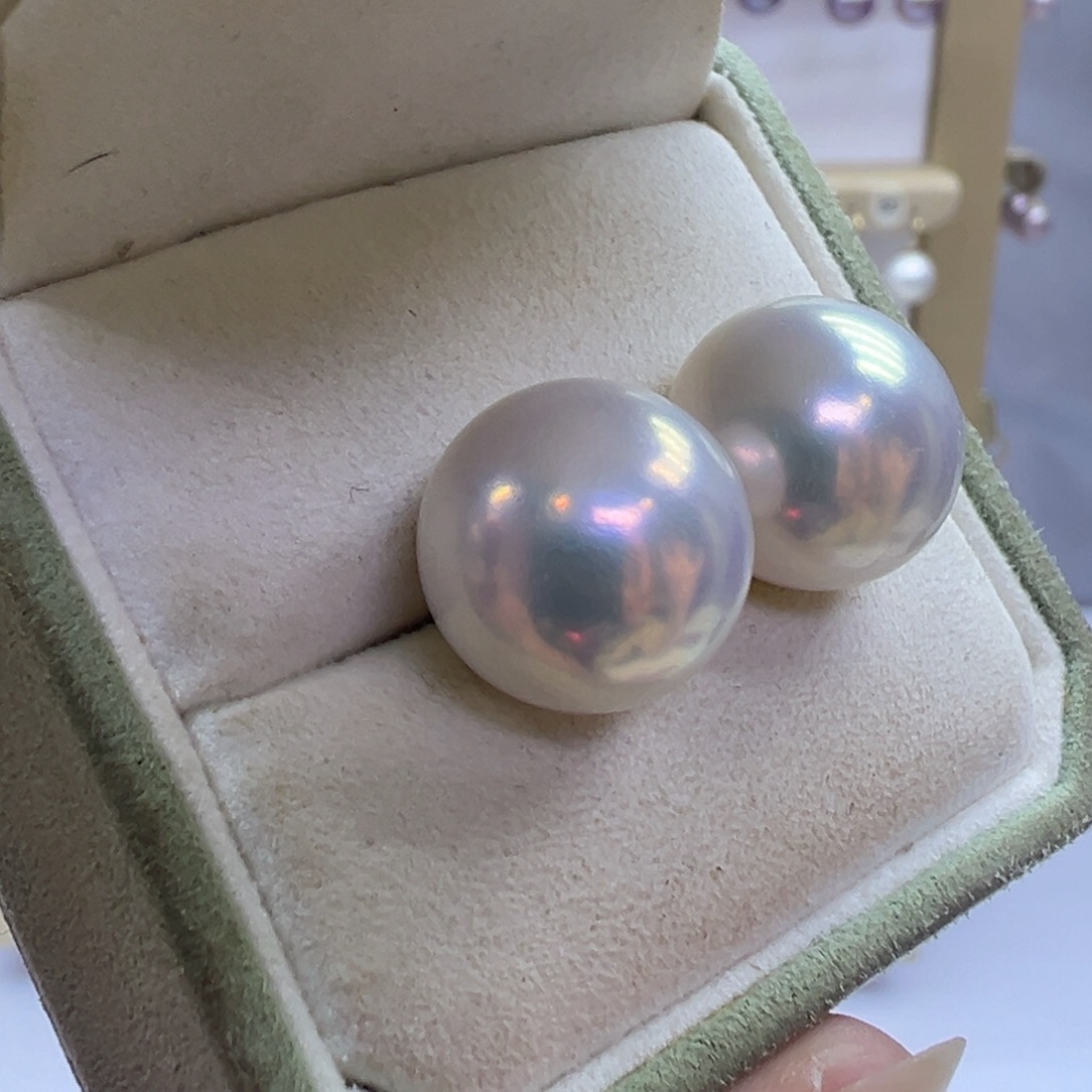 18K金镶嵌耳饰淡水珍珠