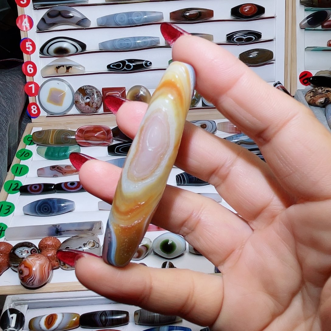 玛瑙/玉髓颈饰未镶嵌