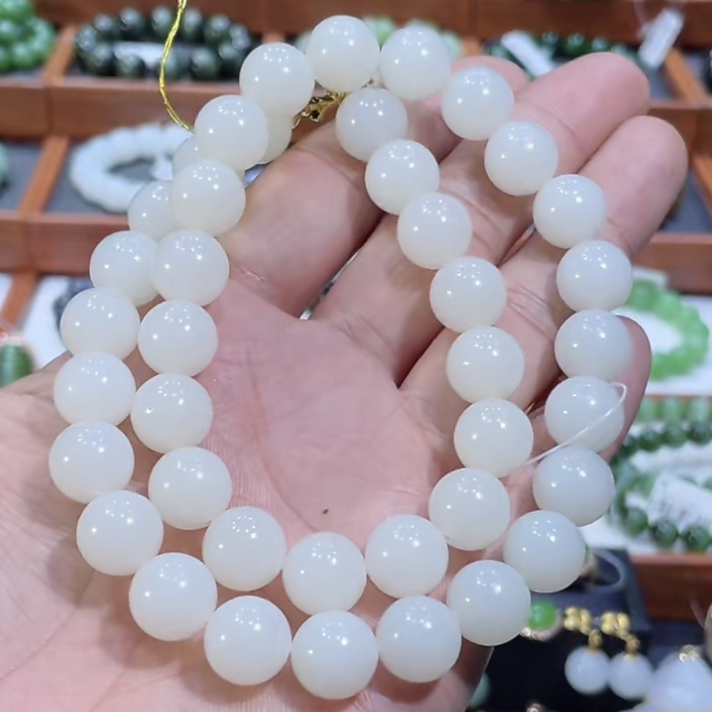 新疆和田玉且末白玉项链12mm