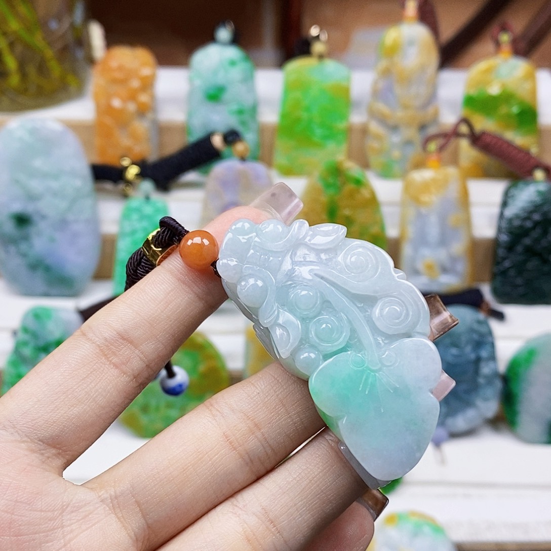 定制翡翠未镶嵌天然翡翠A货