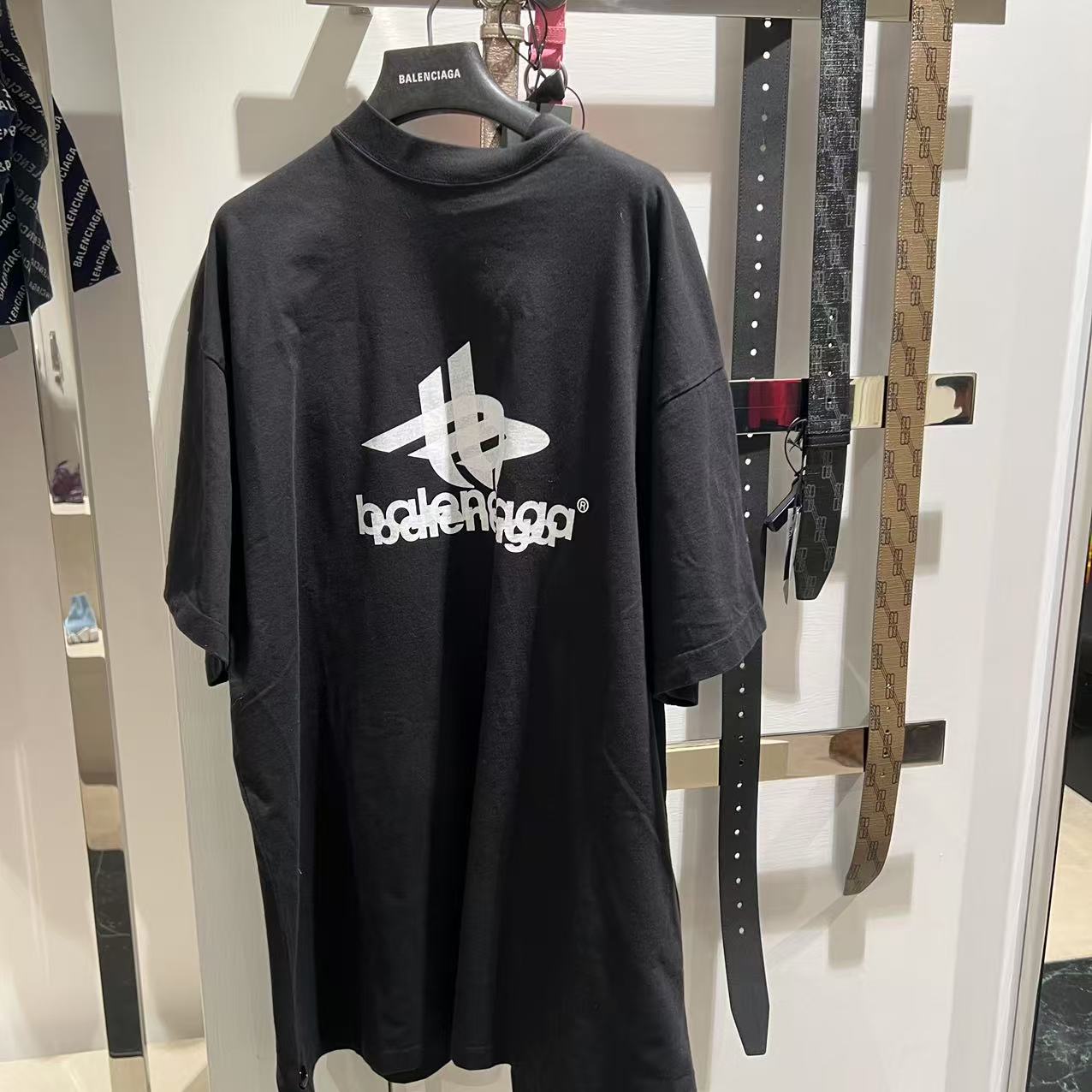 全新未使用 Balenciaga/巴黎世家 /七七/黑色短袖T恤