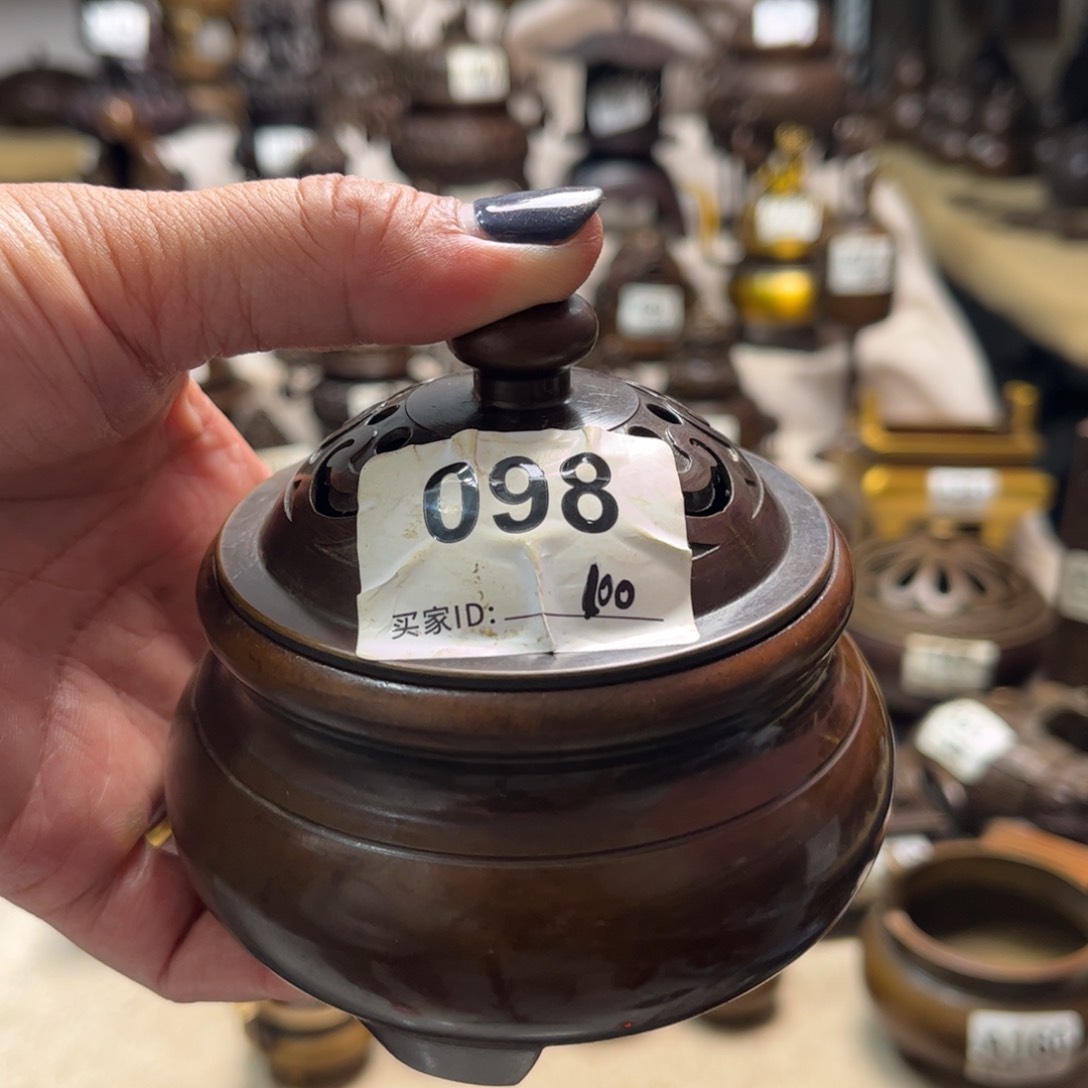 老**期黄铜材质一物一拍99999