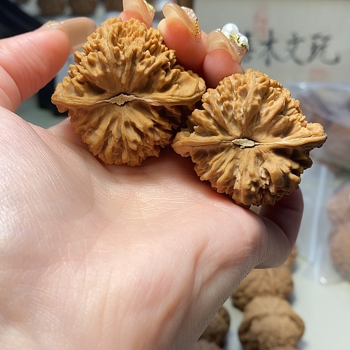 文玩核桃吊坠43满天星