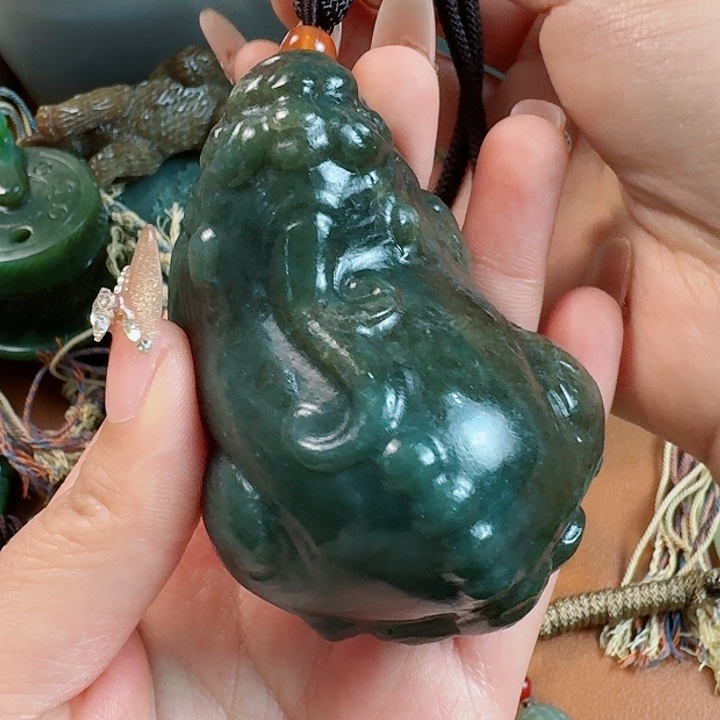 和田玉挂件未镶嵌