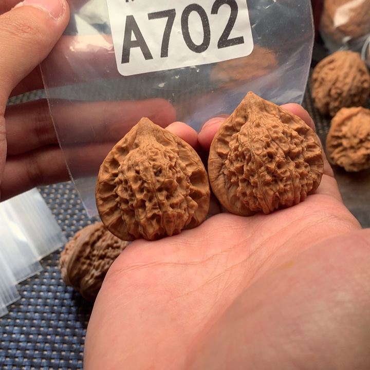 天***阔文玩核桃吊坠朱雀