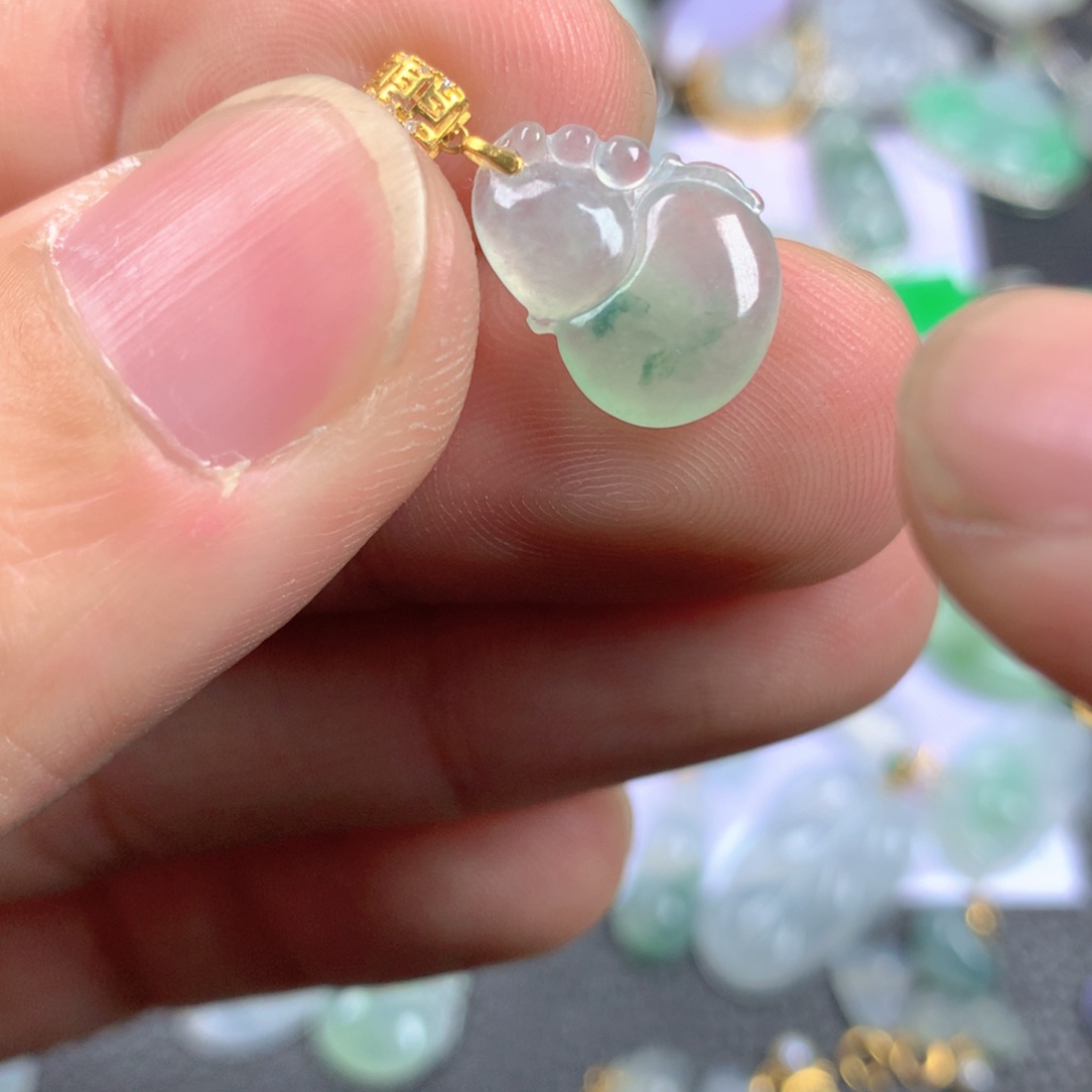 【闪购商品】翡翠18K金镶嵌颈饰翡翠