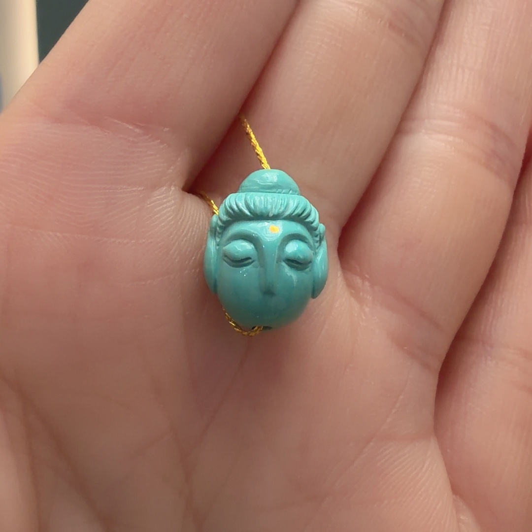 绿松石未镶嵌颈饰