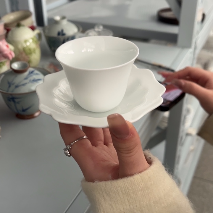 两件套哈哈哈哈哈