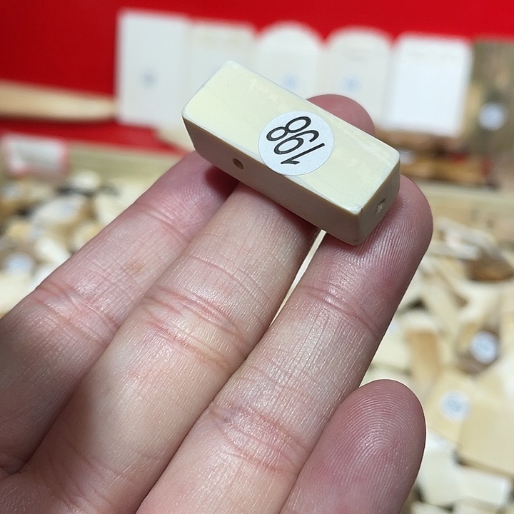 泥塑不打孔联系客服