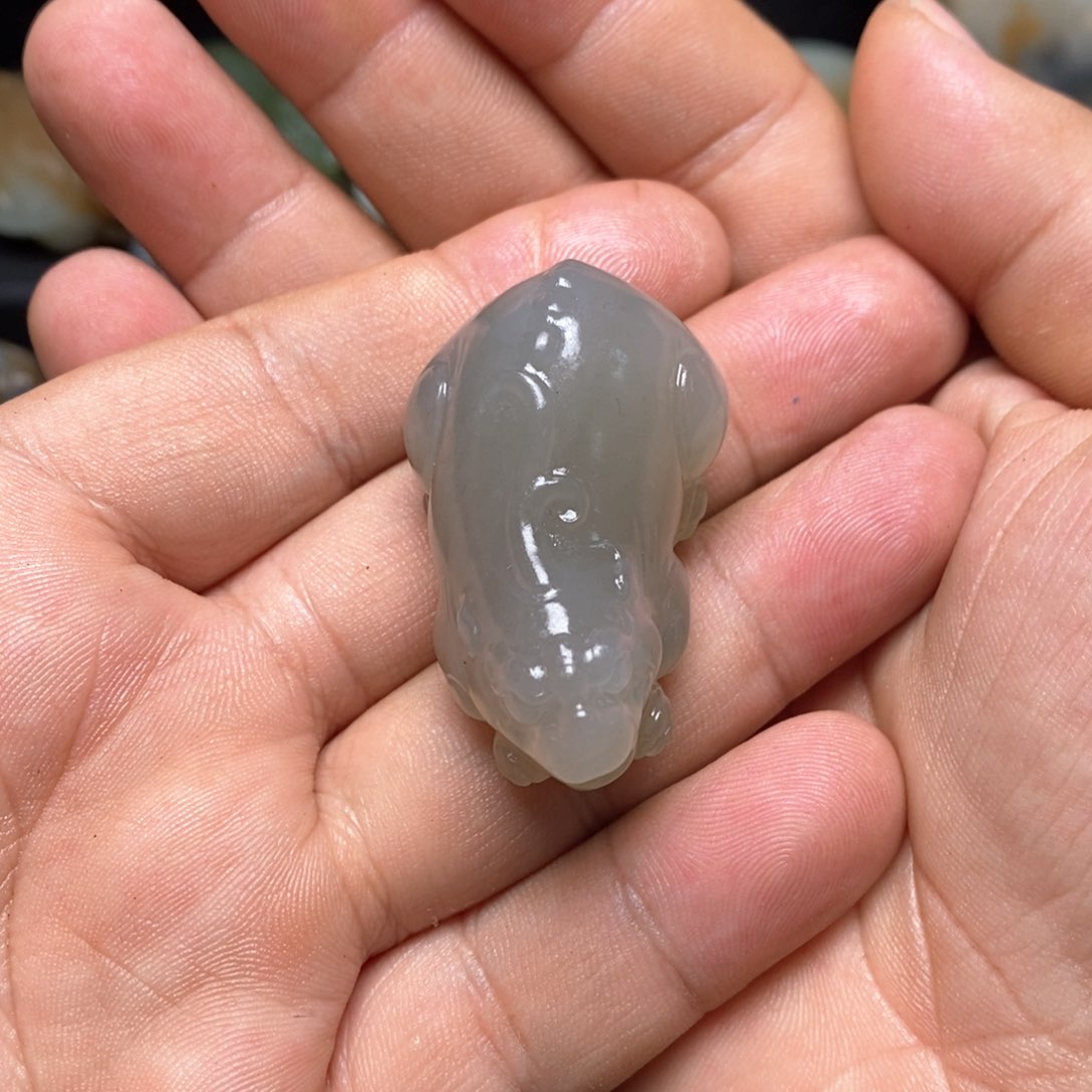 和田玉颈饰未镶嵌碧**涛