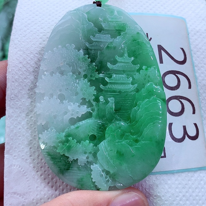 吊坠(不含链)未镶嵌翡翠