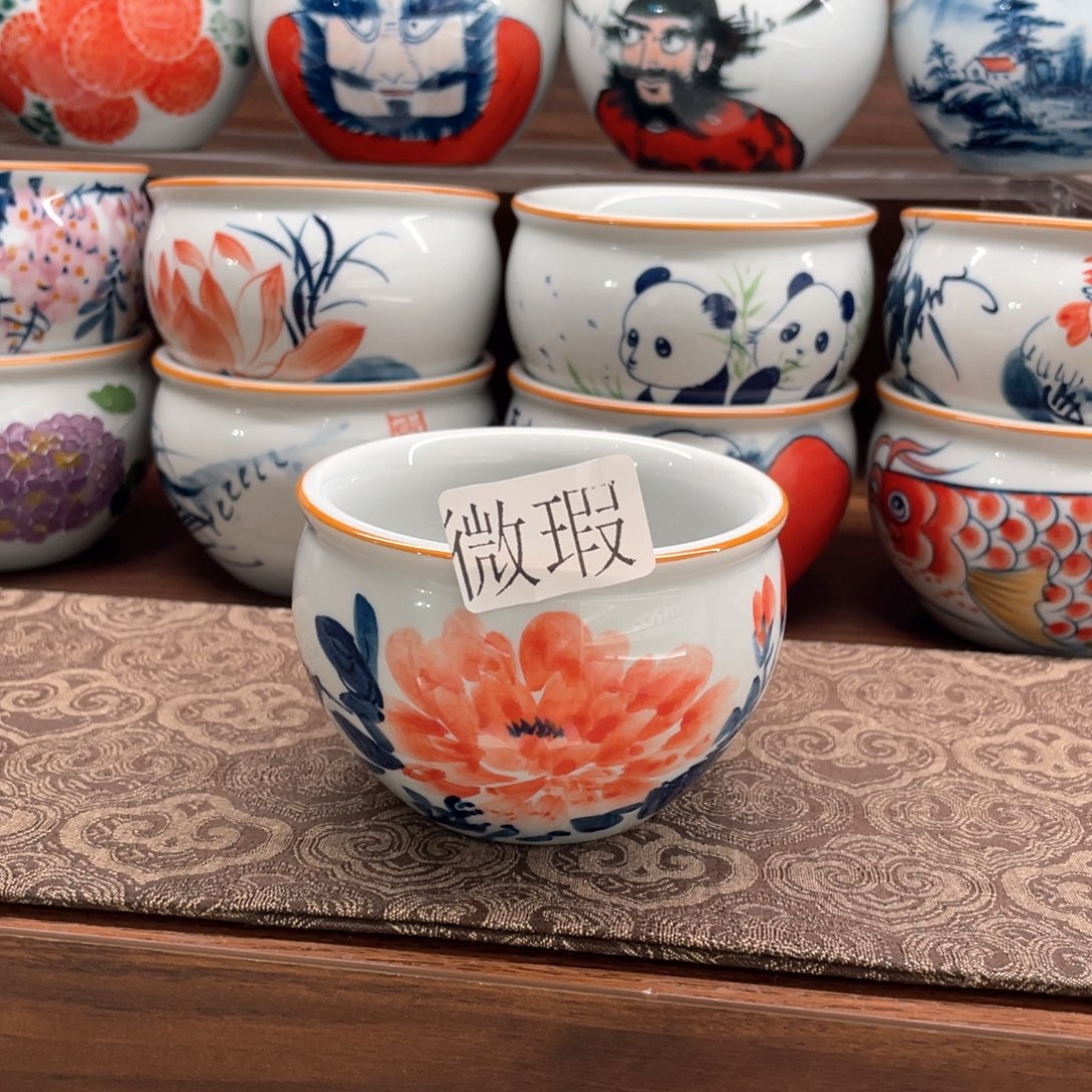 釉下手绘茶具微瑕