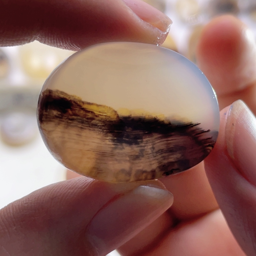 玛瑙/玉髓未镶嵌珠宝奇石