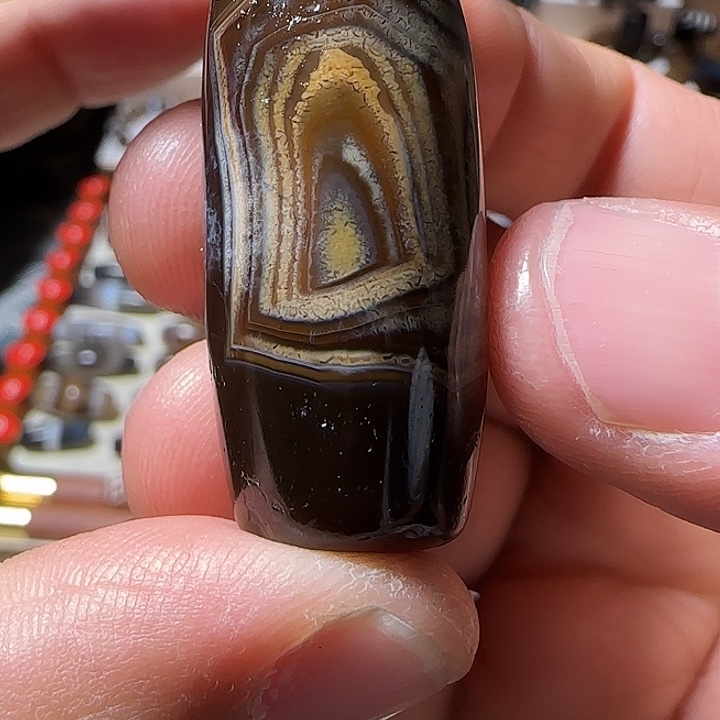 ****男玛瑙/玉髓未镶嵌珠宝半成品