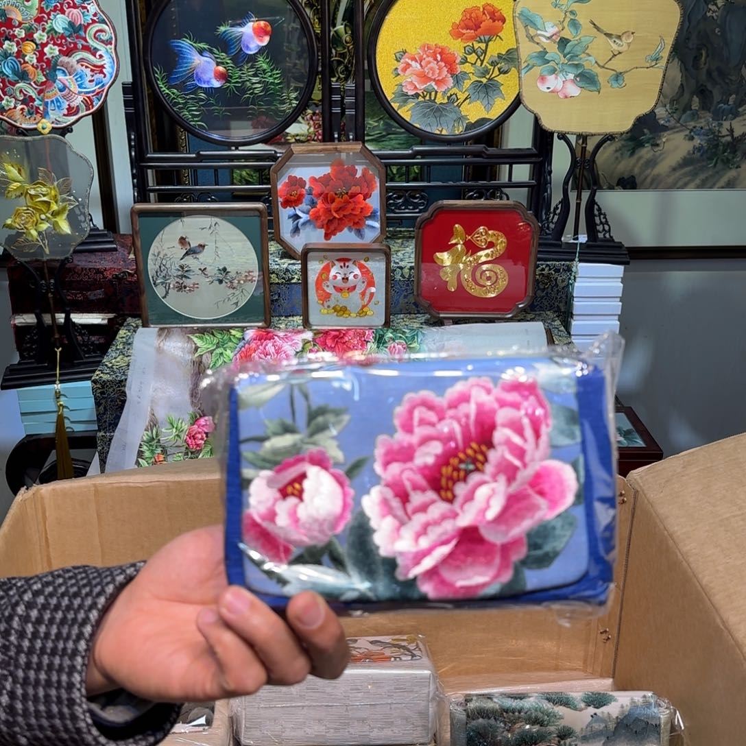 刺绣刺绣工艺精湛