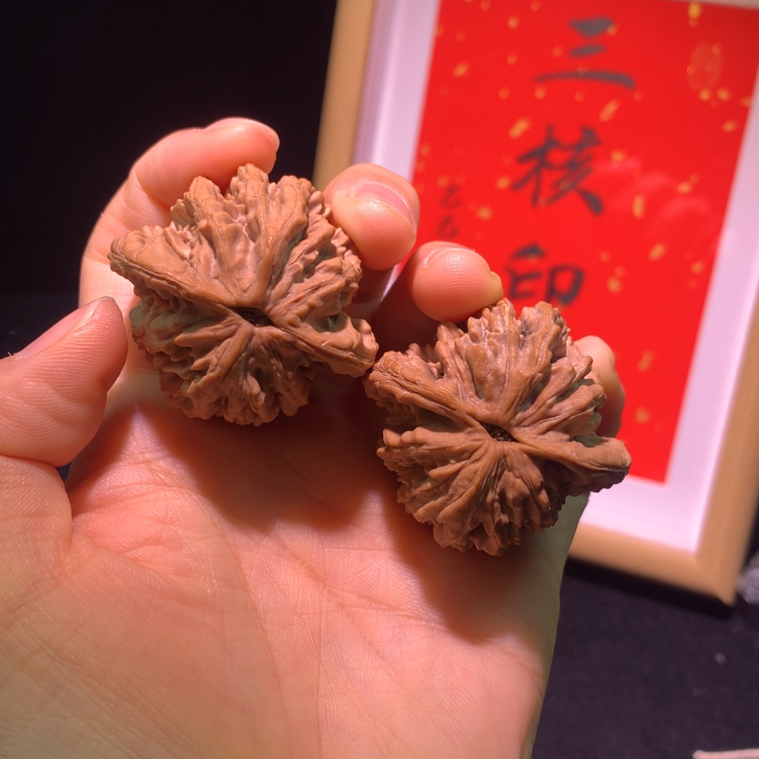 郭***子把件文玩核桃三核印象白茬麦虎42微修