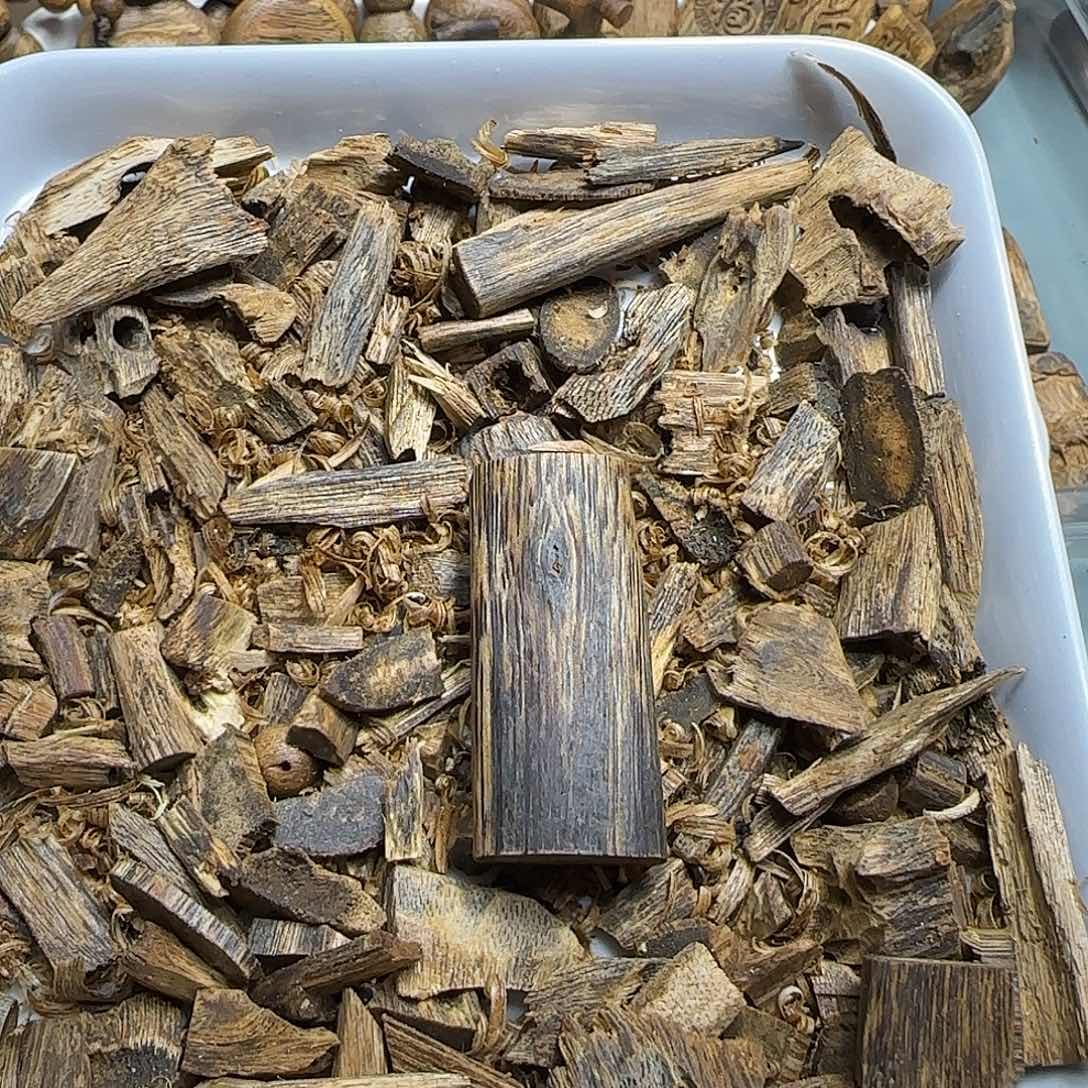 沉香沉香碎屑原汁原味