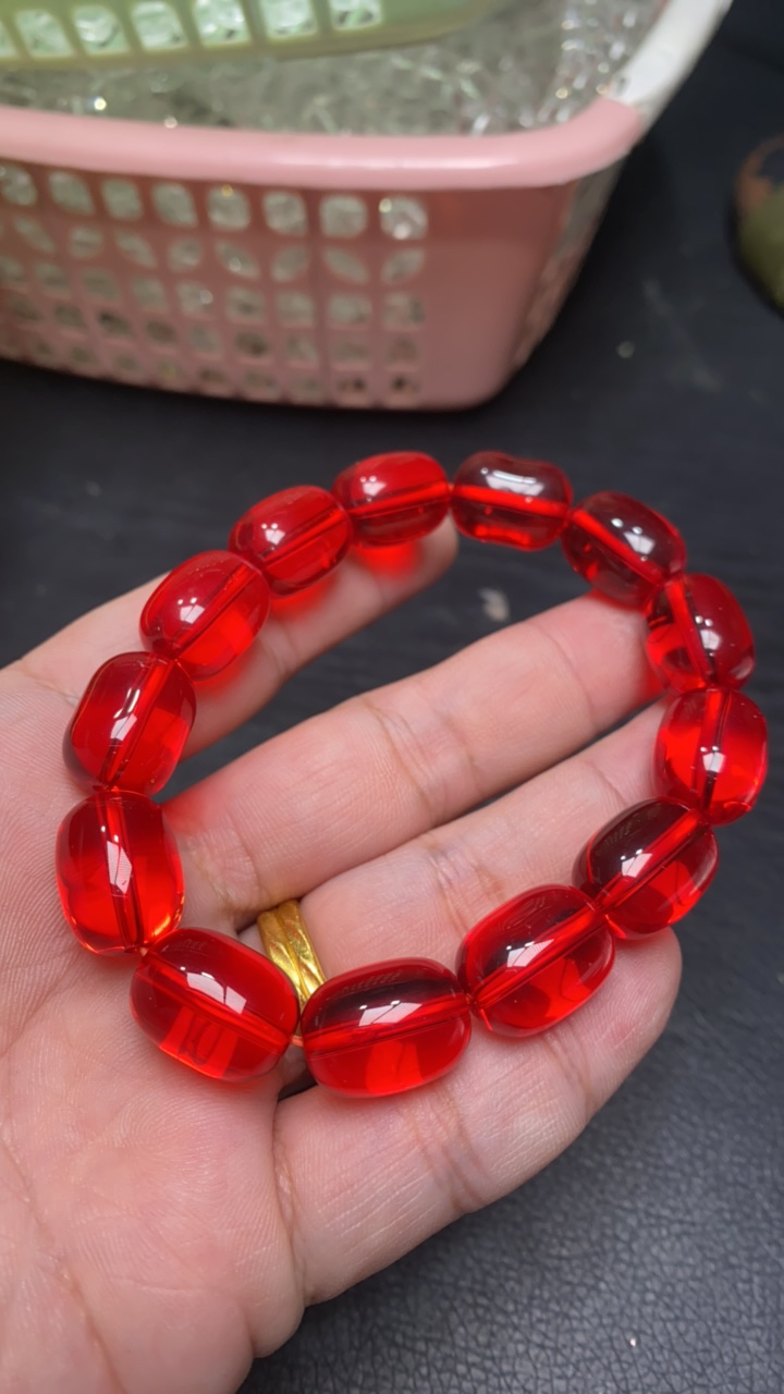 D 457 长桶红晶手串