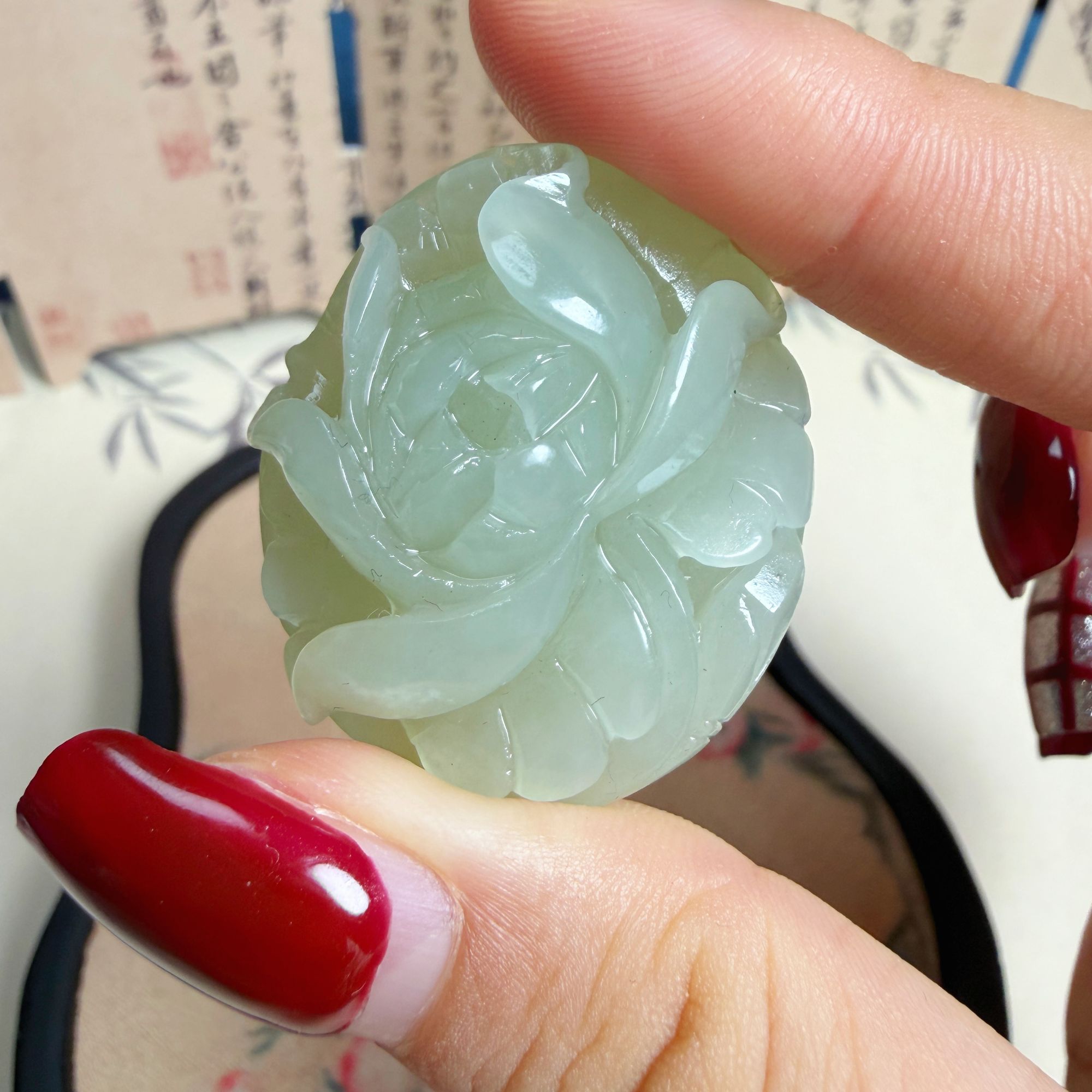 天然和田玉花开富贵荷花吊坠油润男女同款精致吊坠送朋友礼物