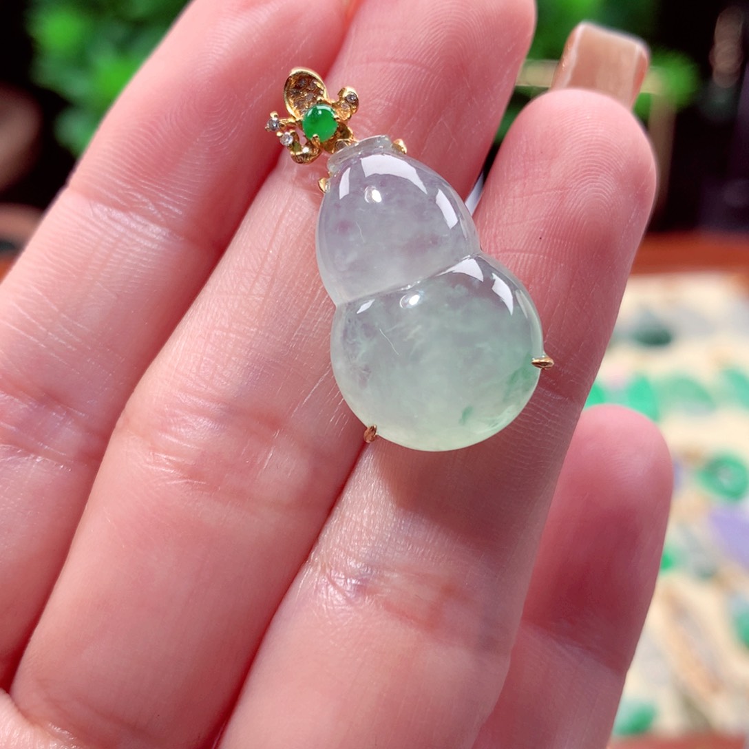 翡翠吊坠(不含链)18K金镶嵌