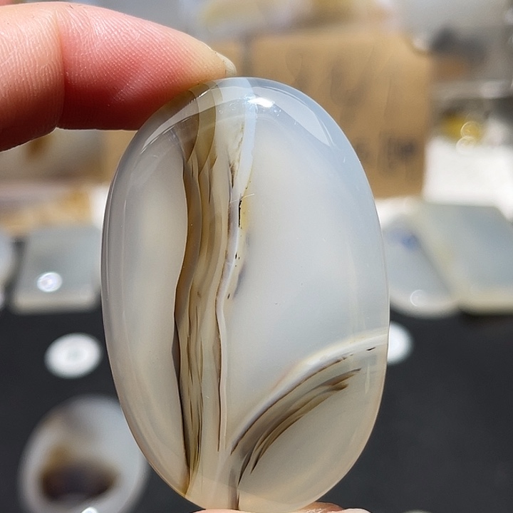 玛瑙/玉髓颈饰未镶嵌