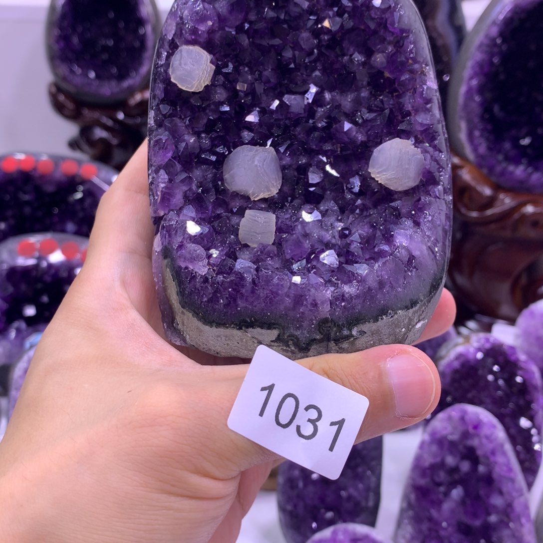 织绣乌拉圭紫水晶摆件1031