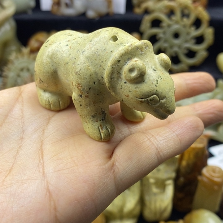 蛇纹石玉颈饰未镶嵌43