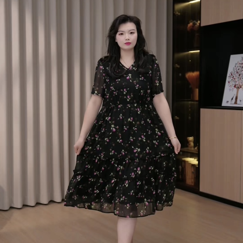 胖依依大码女装夏季新款气质时尚百搭休闲显瘦连衣裙ZB7170