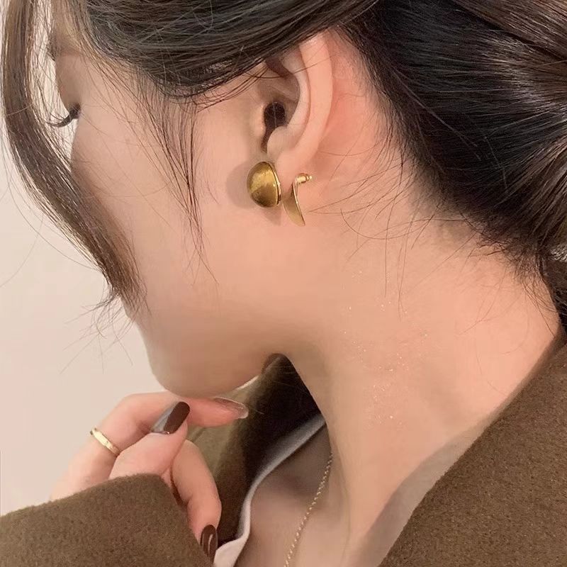 铜合金耳饰 气质时尚百搭美拉德色系个性精致复古耳饰女N3203