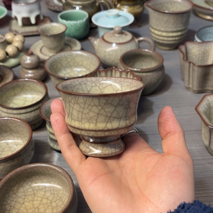 蒋加宝 传世哥窑 高足杯