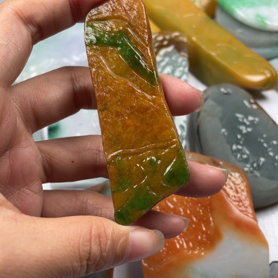 【闪购商品】翡翠颈饰未镶嵌翡翠