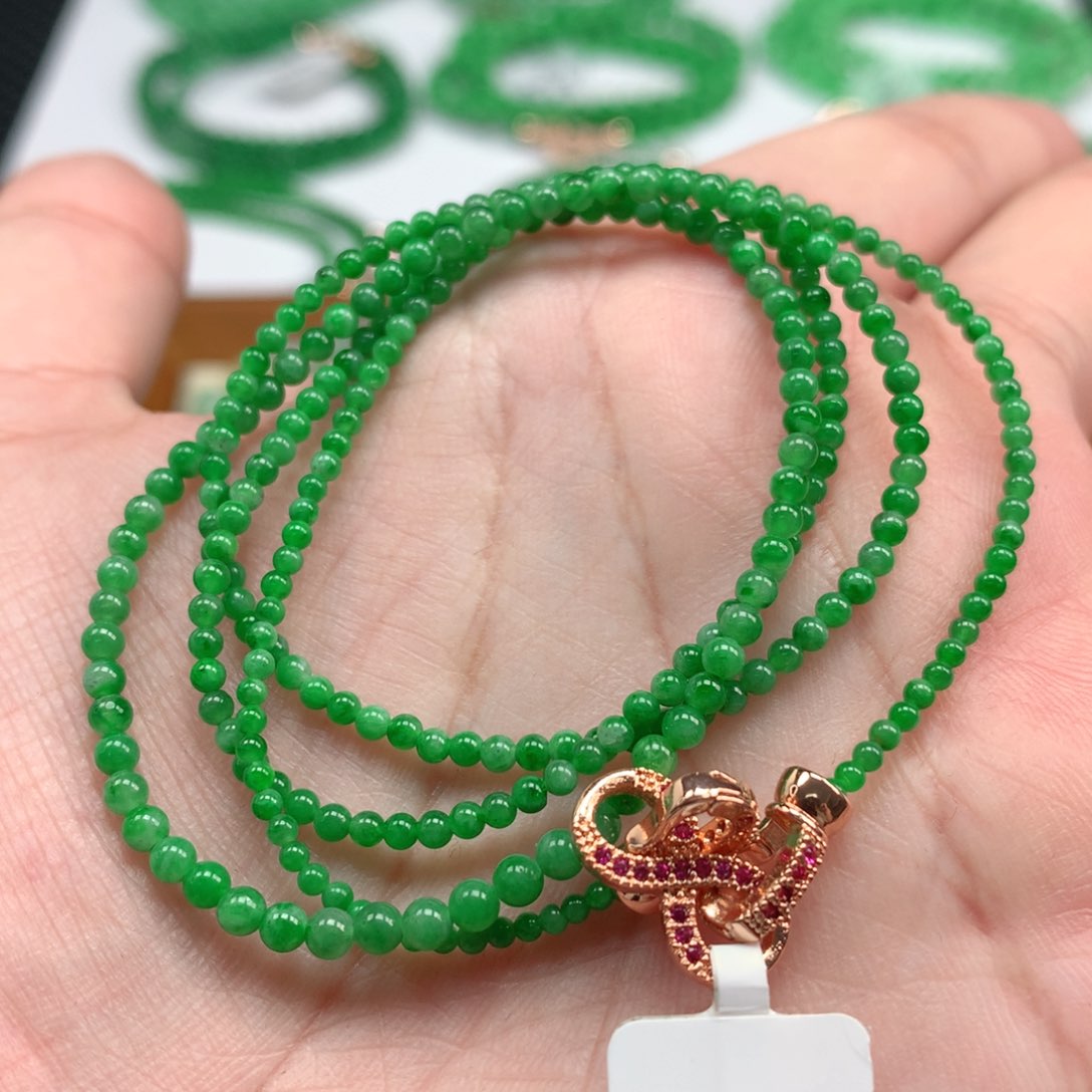 翡翠手链未镶嵌翡翠