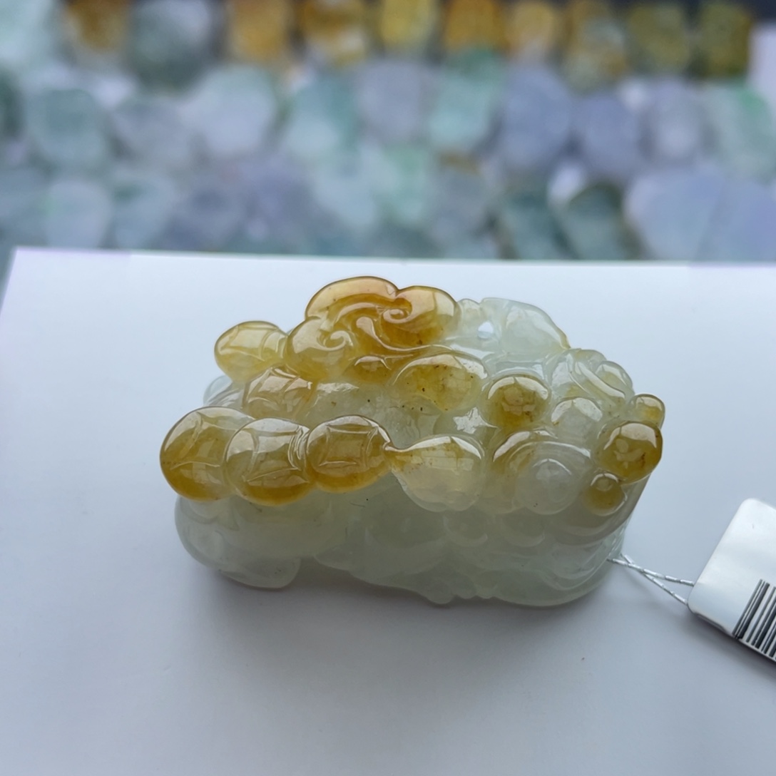 翡翠颈饰未镶嵌貔貅