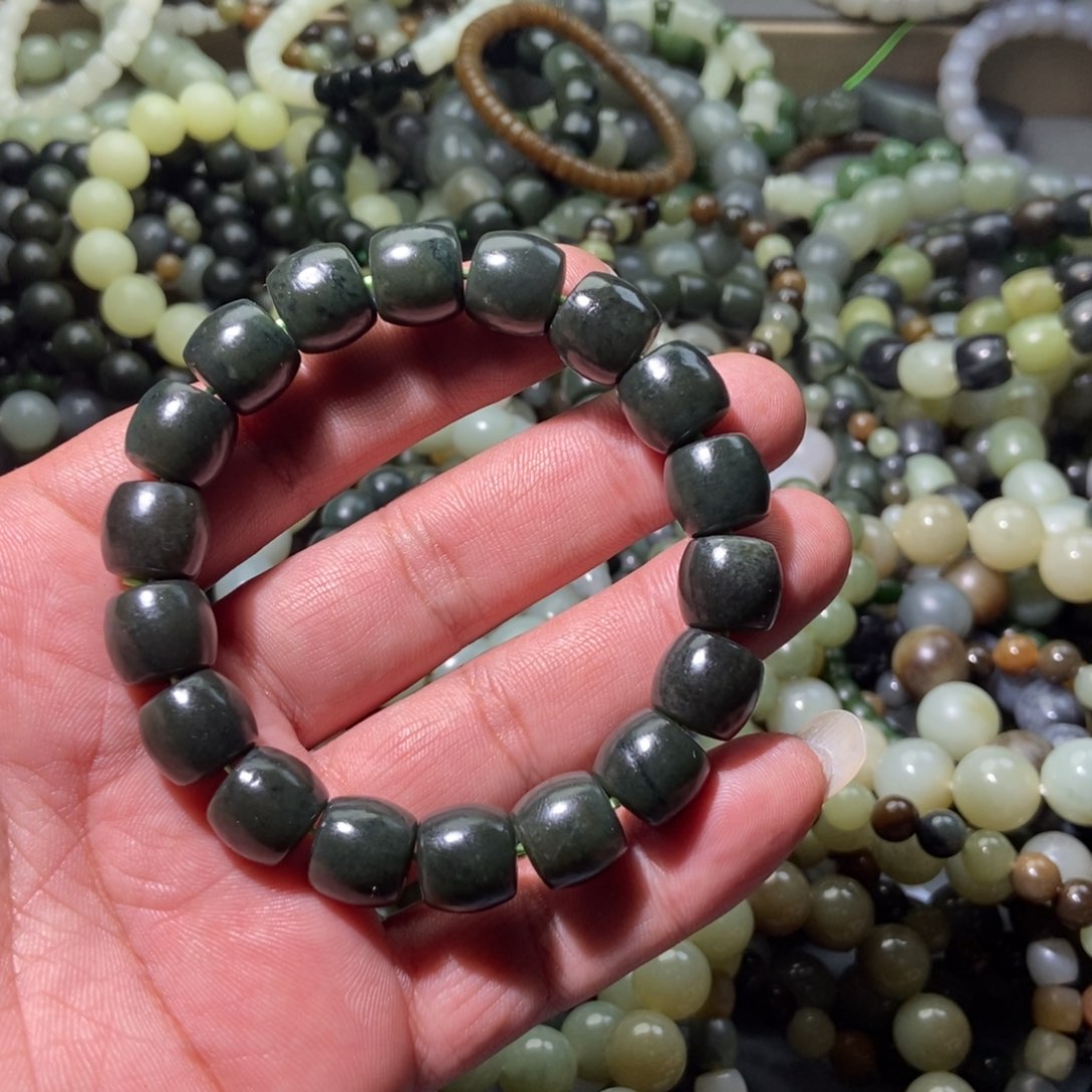 和田玉手链未镶嵌