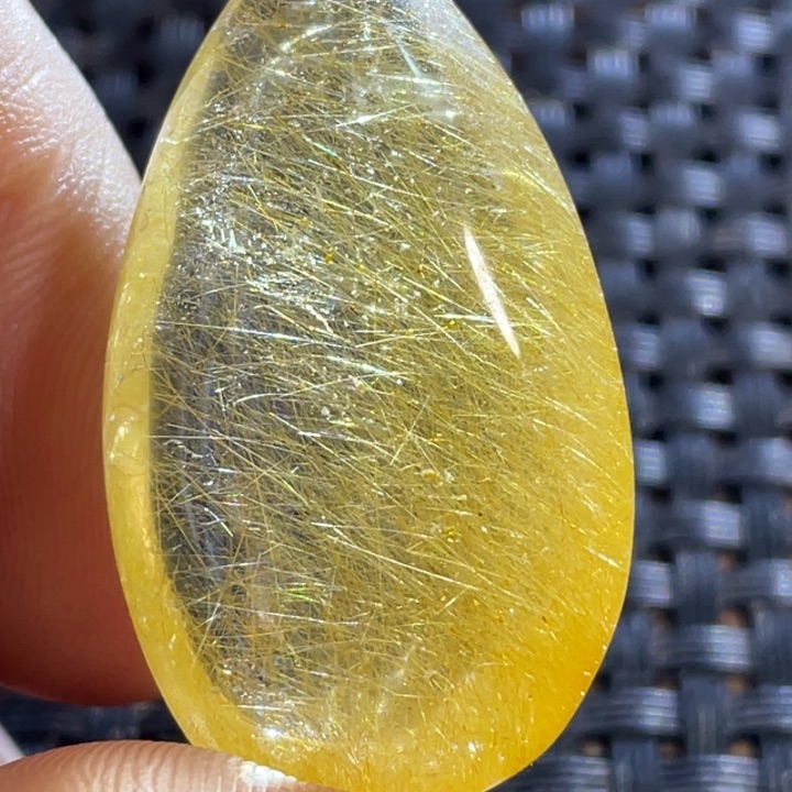 水晶吊坠(不含链)未镶嵌绝****）