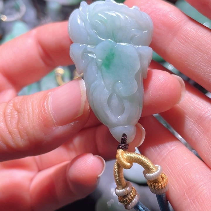 【闪购商品】翡翠颈饰未镶嵌天然翡翠