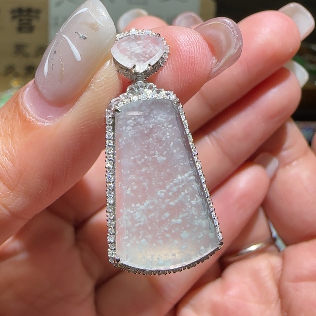 【闪购商品】翡翠颈饰18K金镶嵌缅甸