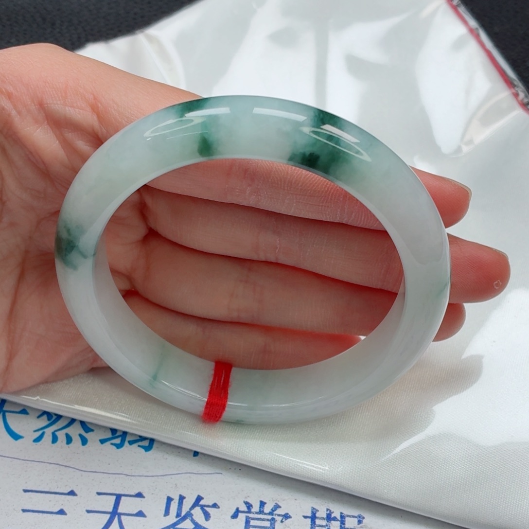 翡翠手镯未镶嵌56.6圈