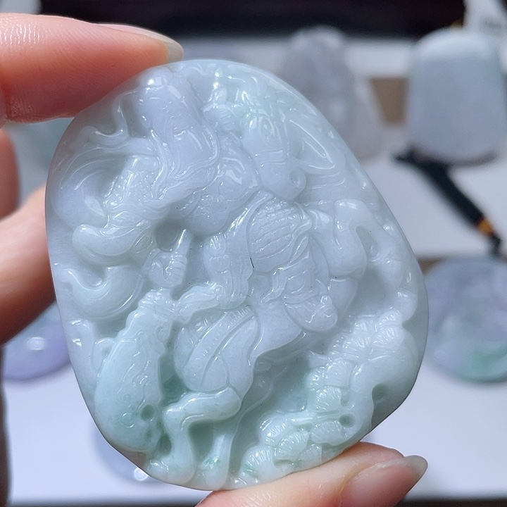 翡翠未镶嵌颈饰翡翠30