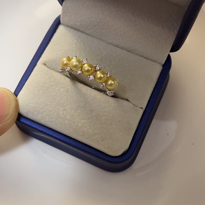 银S925镶嵌淡水珍珠戒指