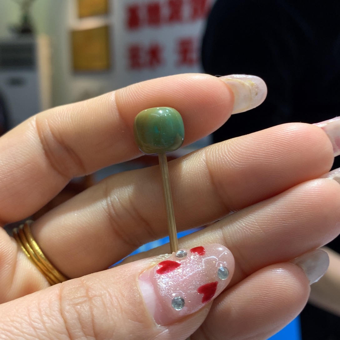 绿松石配饰未镶嵌