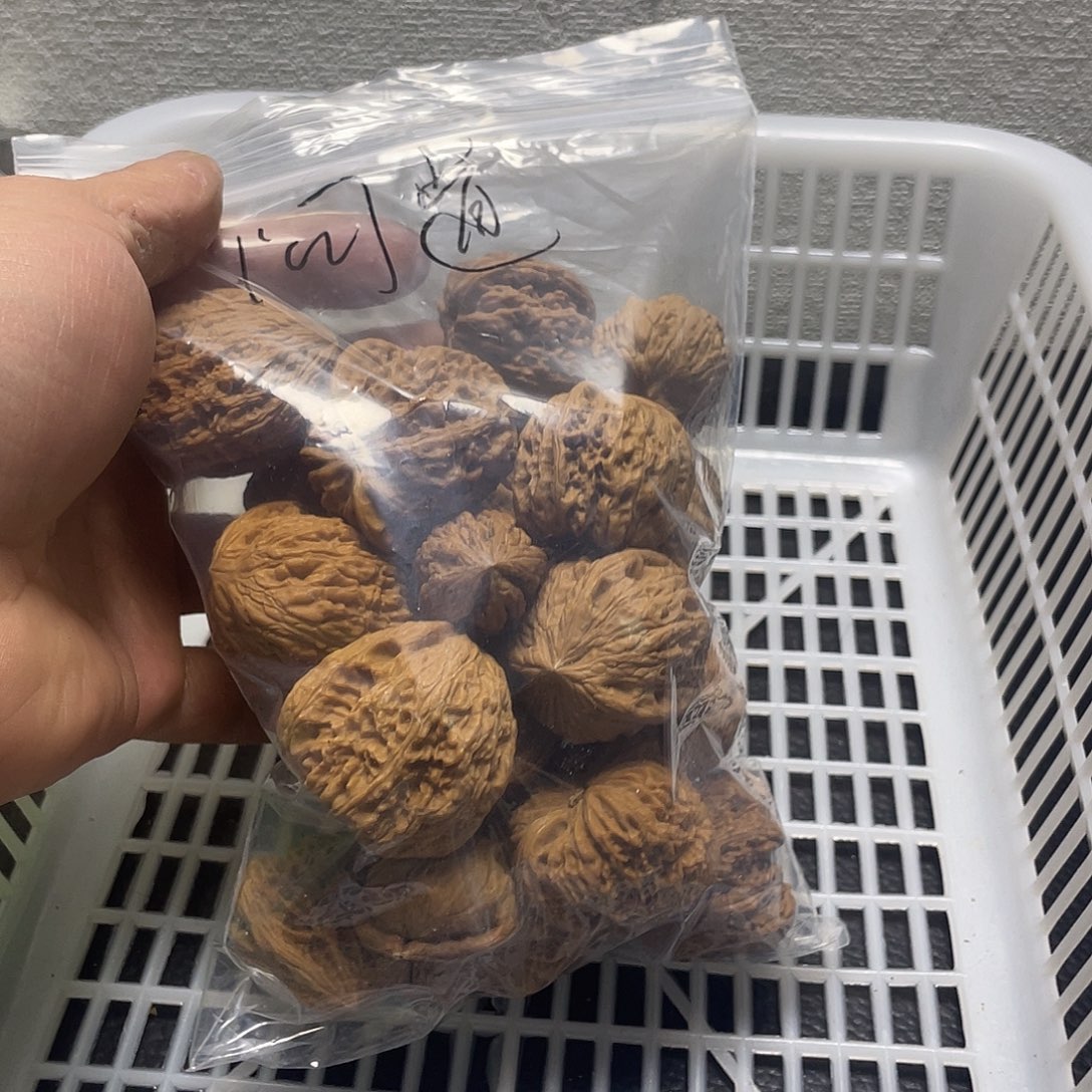 问***林吊坠文玩核桃不退不换