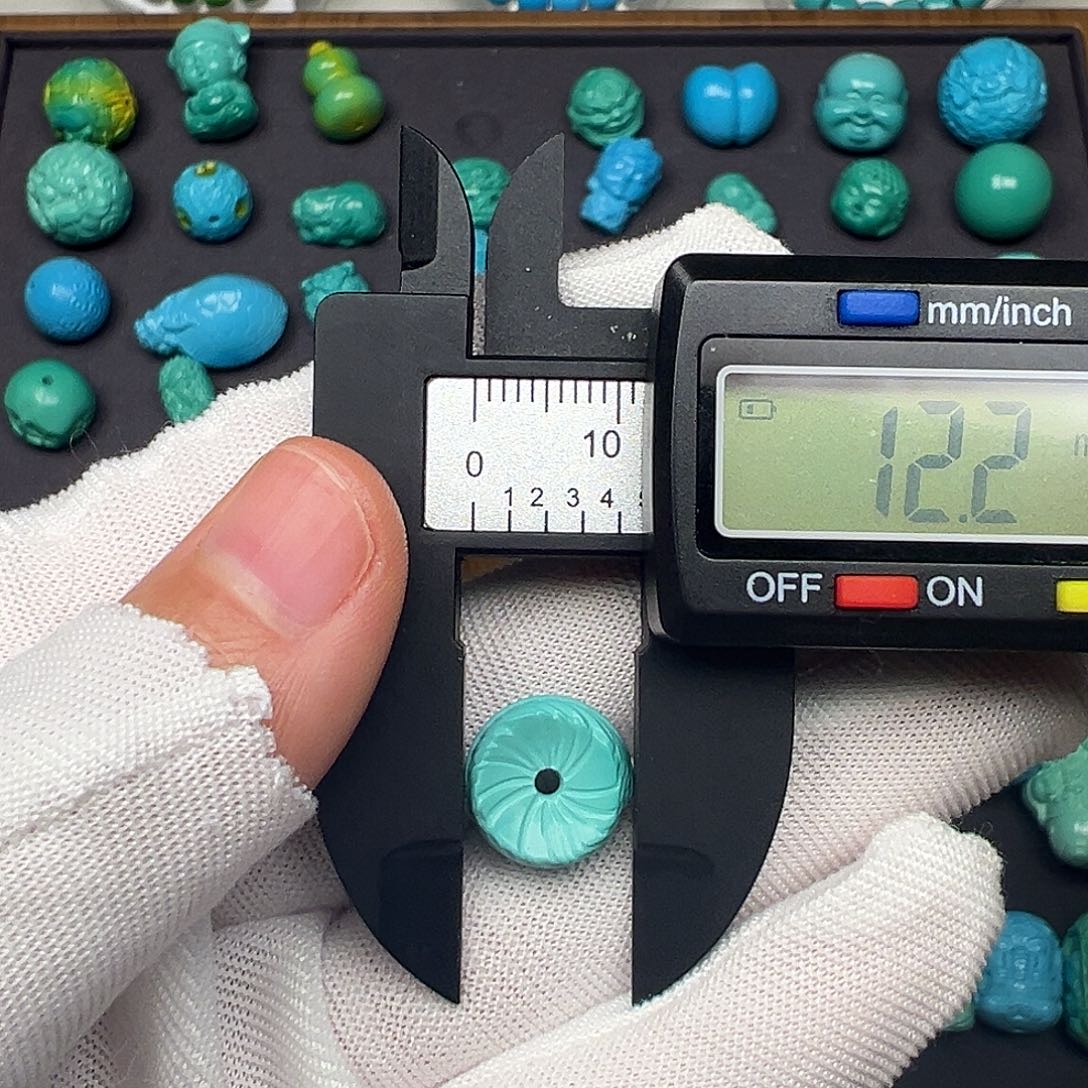 湖北原生态羽毛扣卡十二