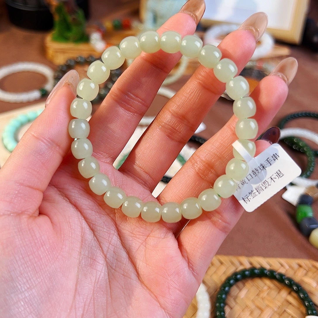 和田玉未镶嵌手串