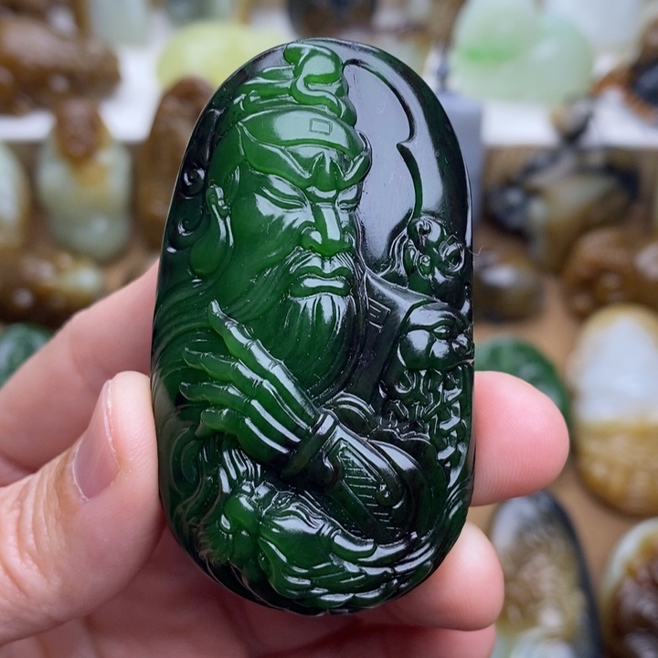 天***a和田玉未镶嵌颈饰