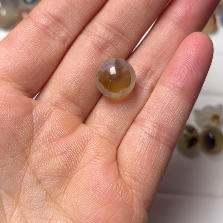 玛瑙/玉髓颈饰合金参*。