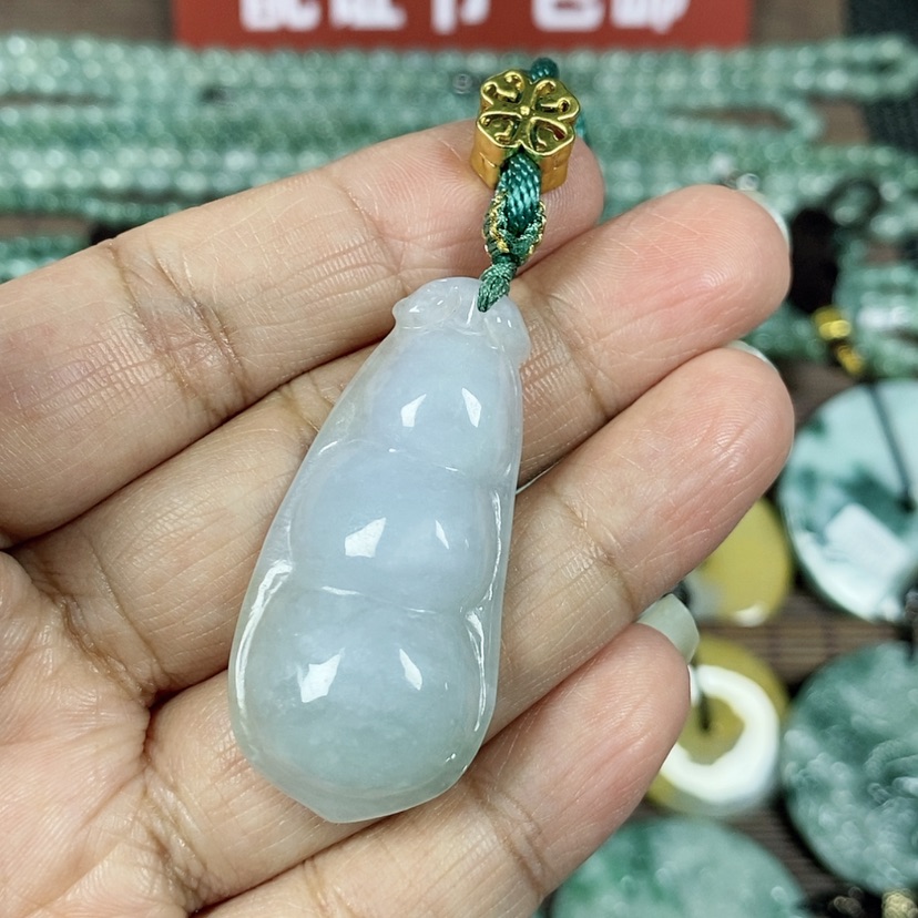 【闪购商品】翡翠颈饰未镶嵌玉吊坠翡翠玉福豆