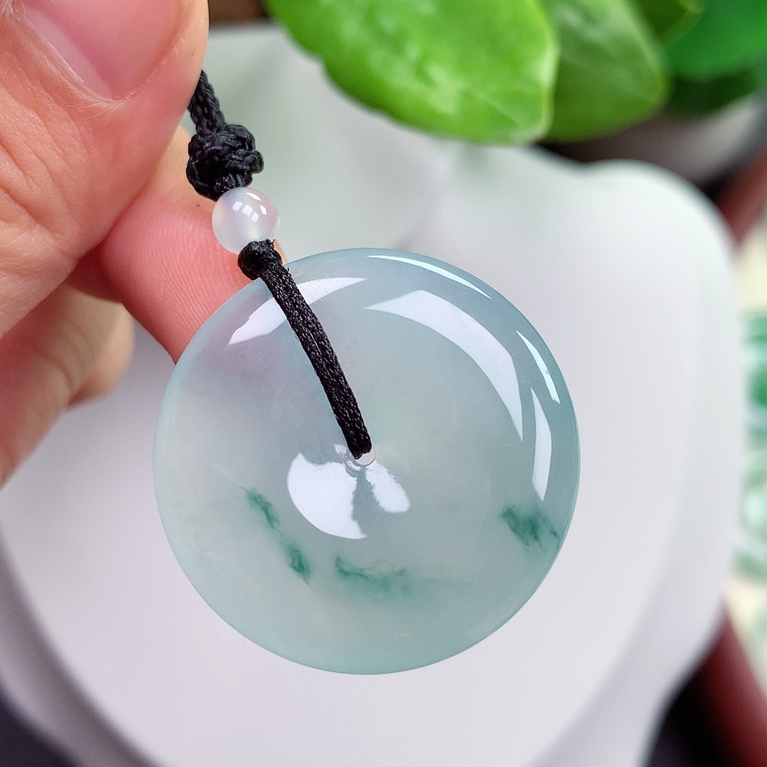 翡翠未镶嵌颈饰平安扣 29.7x5.7mm