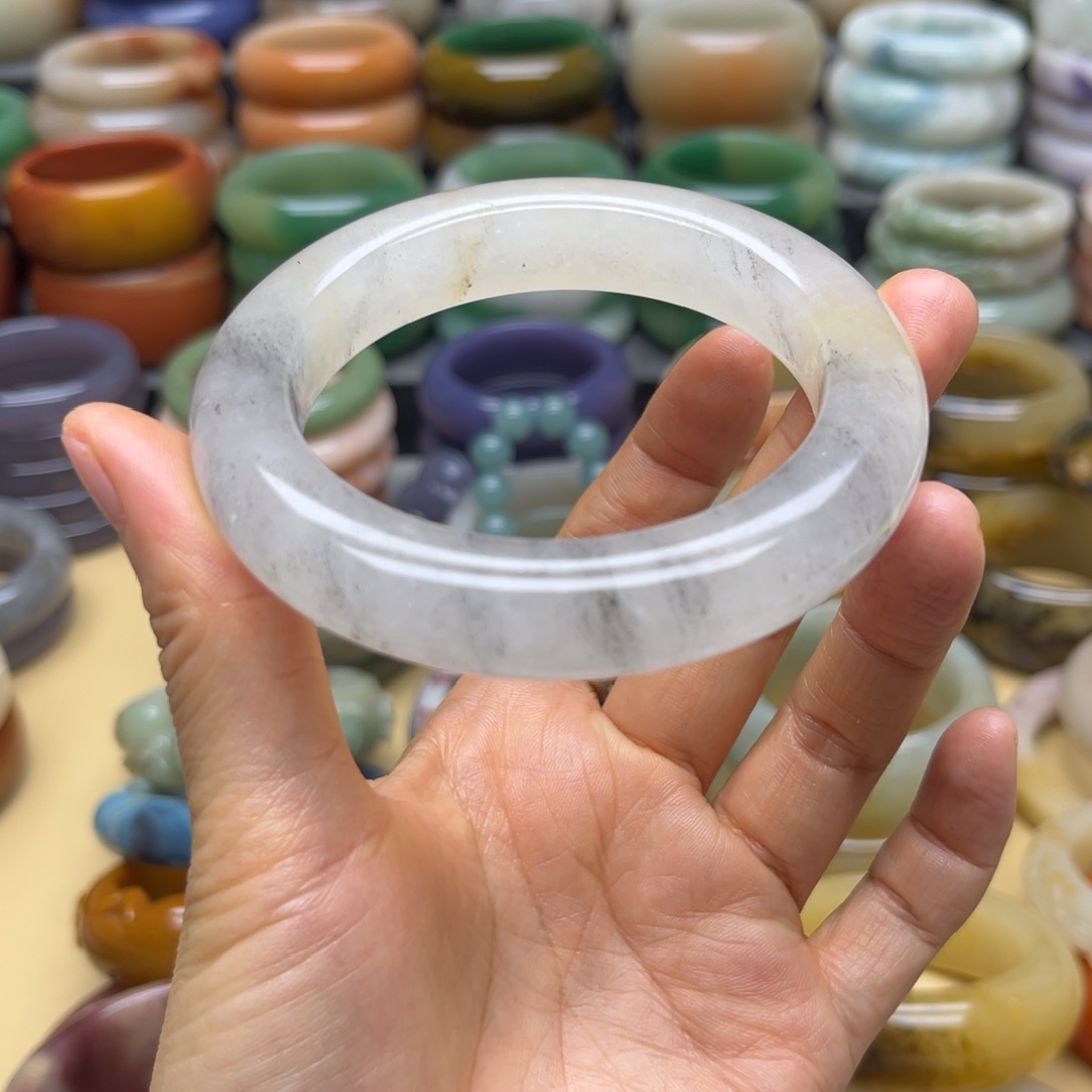 石英质玉手镯未镶嵌不退